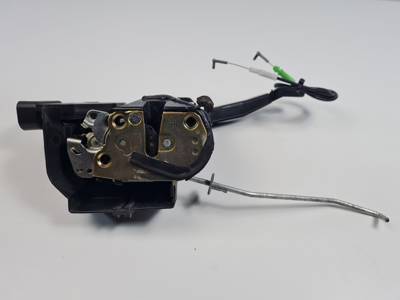 CERRADURA PUERTA DELANTERA DERECHA TOYOTA RAV4 Autodesguaces Alicante