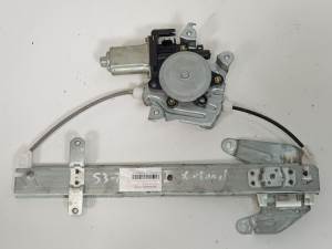 ELEVALUNAS TRASERO IZQUIERDO 8073189913 NISSAN X-TRAIL (T30) Autodesguaces Alicante