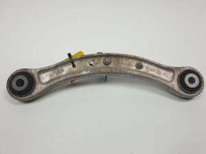 BRAZO SUSPENSION SUPERIOR TRASERO DERECHO 7L0505375A PORSCHE CAYENNE (TYP 9PA) Autodesguaces Alicante