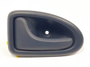 MANETA INTERIOR TRASERA IZQUIERDA 7700423887 RENAULT CLIO II FASE II (B/CB0) Autodesguaces Alicante