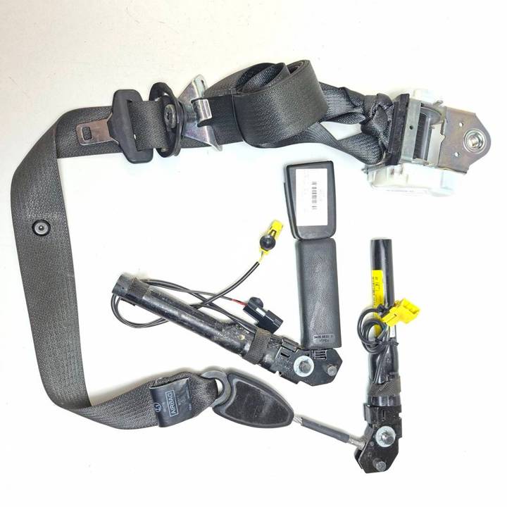 CINTURON SEGURIDAD DELANTERO IZQUIERDO 13305707 OPEL MERIVA B Autodesguaces Alicante