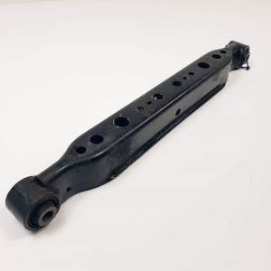 BRAZO SUSPENSION INFERIOR TRASERO DERECHO NISSAN QASHQAI (J10) Autodesguaces Alicante