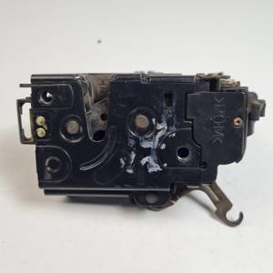 CERRADURA PUERTA DELANTERA DERECHA 3B1837016A VOLKSWAGEN GOLF IV BERLINA (1J1) Autodesguaces Alicante