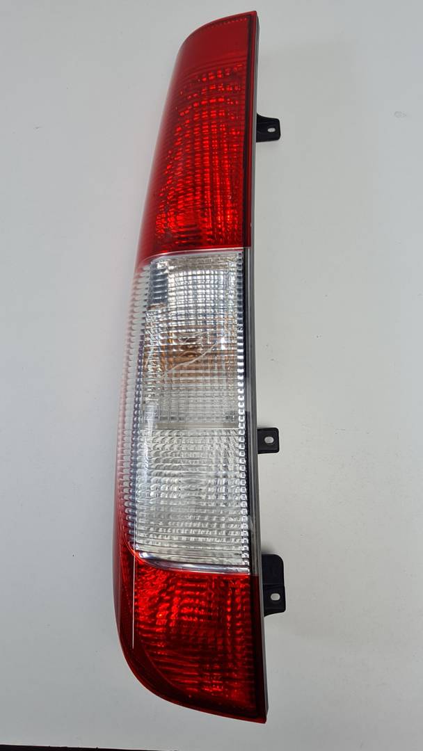 PILOTO TRASERO IZQUIERDO - MERCEDES - VITO (W639) COMBI 06.2003 ->