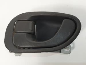 MANETA INTERIOR DELANTERA IZQUIERDA MITSUBISHI COLT (CJ0) Autodesguaces Alicante
