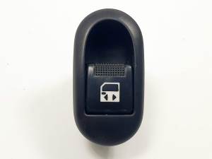 MANDO ELEVALUNAS DELANTERO IZQUIERDO 96570331XT PEUGEOT 1007 Autodesguaces Alicante