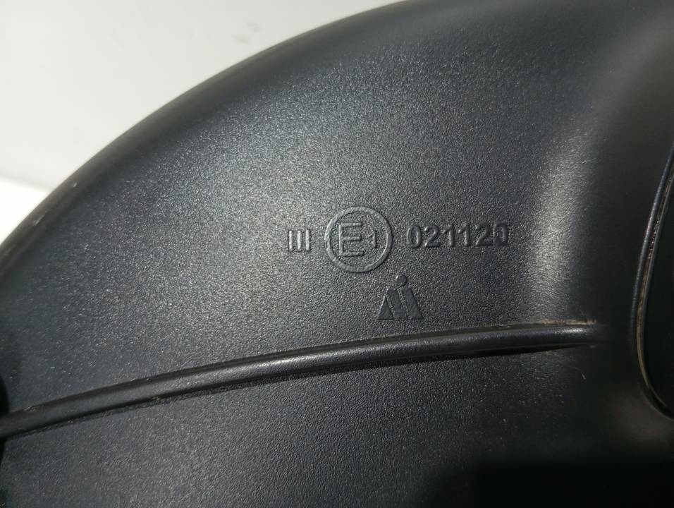 RETROVISOR DERECHO