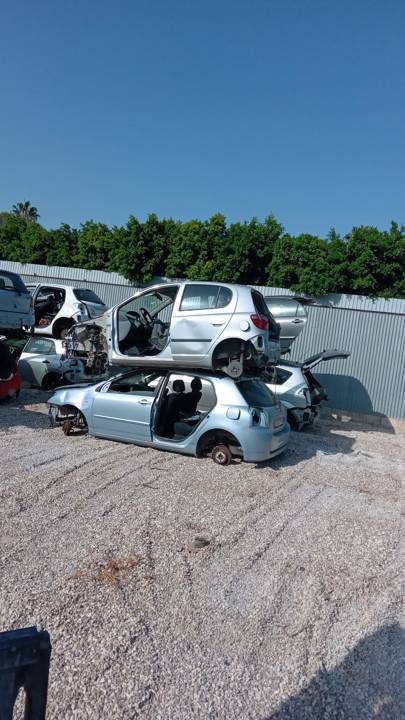 Imagen del vehículo TOYOTA YARIS (NCP1/NLP1/SCP1)