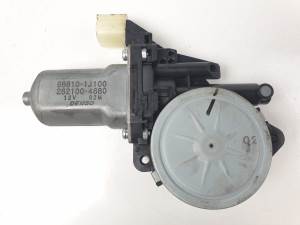 MOTOR ELEVALUNAS DELANTERO IZQUIERDO 988101J100 HYUNDAI I20 (PB) Autodesguaces Alicante