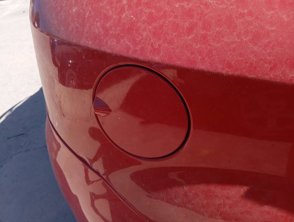 TAPA EXTERIOR COMBUSTIBLE