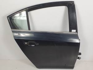 PUERTA TRASERA DERECHA CHEVROLET CRUZE Autodesguaces Alicante