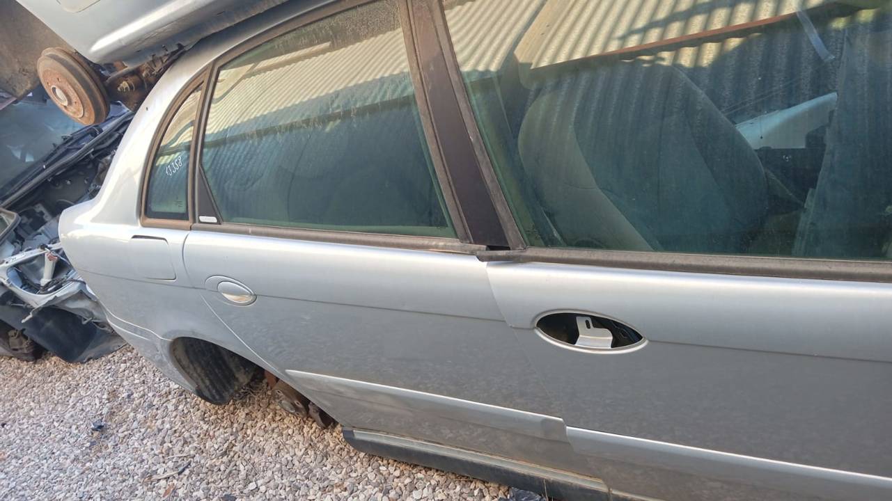 CERRADURA PUERTA TRASERA DERECHA