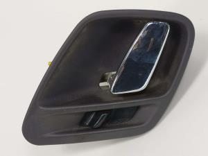MANETA INTERIOR DELANTERA IZQUIERDA P5FX75TRM CHRYSLER JEEP GR.CHEROKEE (WJ/WG) Autodesguaces Alicante