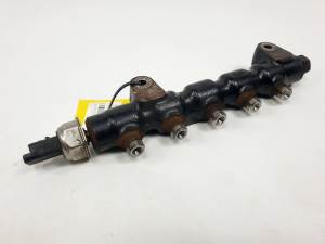 RAMPA INYECTORA 9654592680 FORD FOCUS C-MAX (CAP) Autodesguaces Alicante