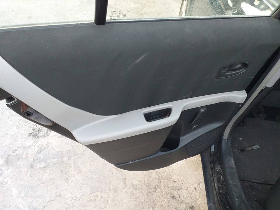 ELEVALUNAS TRASERO IZQUIERDO