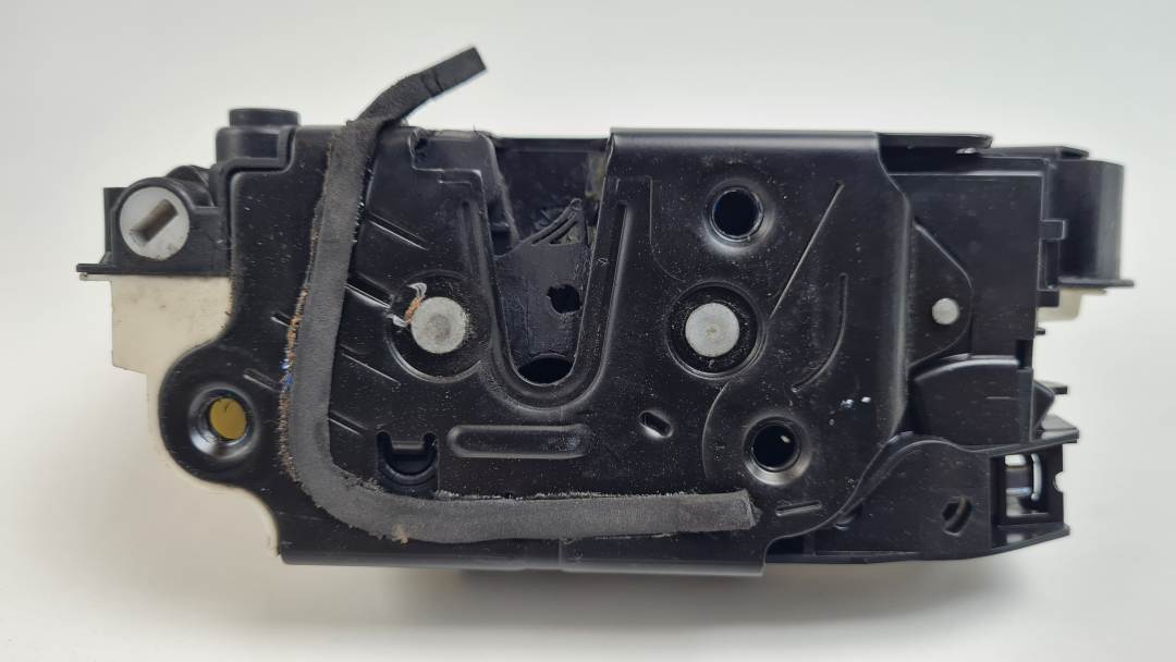 CERRADURA PUERTA TRASERA IZQUIERDA - 5E0839015A - SEAT - TOLEDO (KG3)