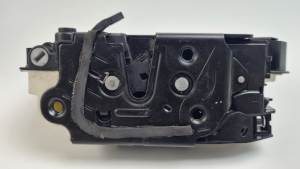 CERRADURA PUERTA TRASERA IZQUIERDA 5E0839015A SEAT TOLEDO (KG3) Autodesguaces Alicante