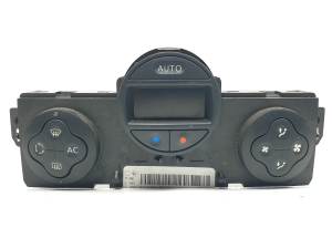 MANDO CLIMATIZADOR 8200563524 RENAULT GRAND MODUS Autodesguaces Alicante