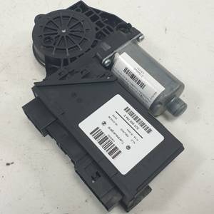 MOTOR ELEVALUNAS TRASERO DERECHO 3D0959794E VOLKSWAGEN TOUAREG (7L6) Autodesguaces Alicante
