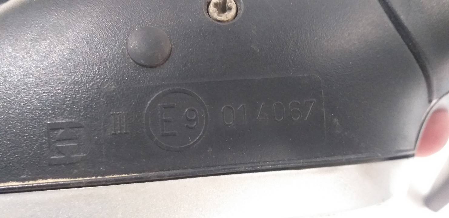 RETROVISOR DERECHO
