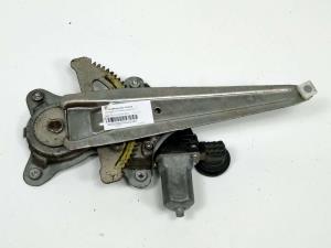 ELEVALUNAS TRASERO DERECHO 8572058010 LEXUS IS200 (DS2/IS2) Autodesguaces Alicante