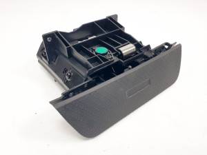 TIRADOR CAPOT Y0046743 CITROEN C4 (C41) Autodesguaces Alicante