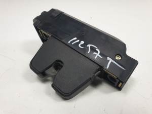 CERRADURA MALETERO / PORTON 9627816980 PEUGEOT 607 (S1) Autodesguaces Alicante