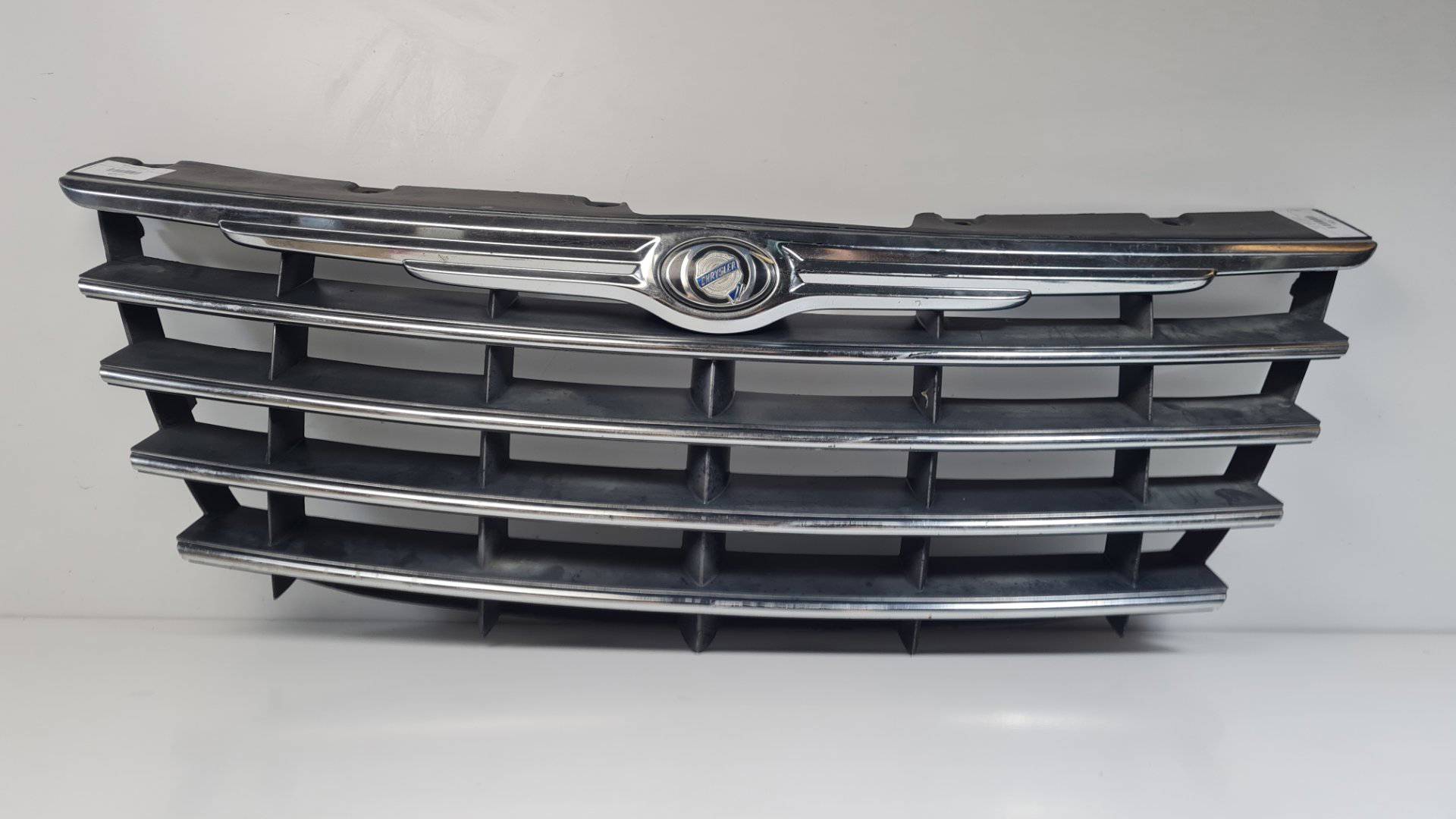 Kühlergrill vorne - 04857802AB - CHRYSLER - VOYAGER (RG)