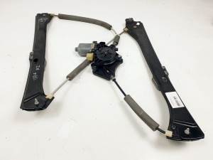 ELEVALUNAS DELANTERO IZQUIERDO 5Q0959801B SKODA SUPERB (3V3) Autodesguaces Alicante