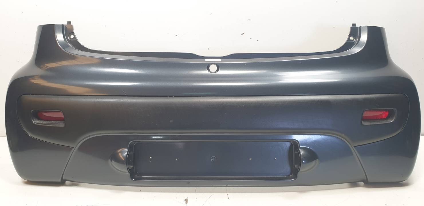 PARAGOLPES TRASERO