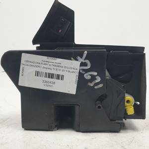 CERRADURA PUERTA TRASERA IZQUIERDA 825033585RF DACIA SANDERO Autodesguaces Alicante