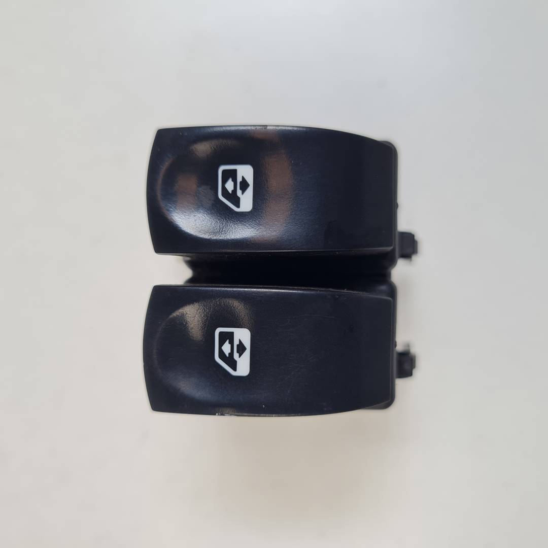 MANDO ELEVALUNAS DELANTERO IZQUIERDO - 214944C - RENAULT - CLIO III