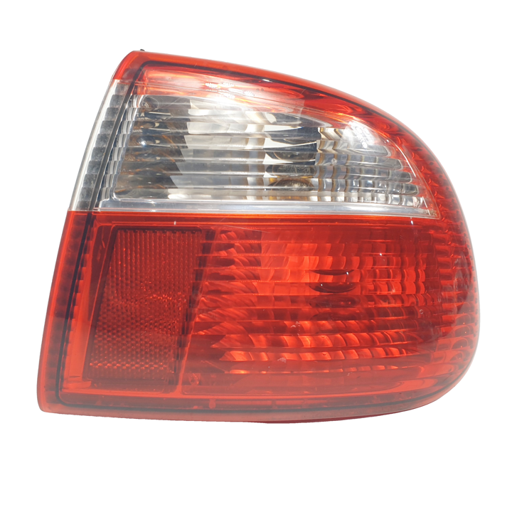 PILOTO TRASERO DERECHO 1M5945096B SEAT TOLEDO (1M2) Autodesguaces Alicante