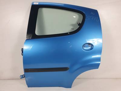 PUERTA TRASERA IZQUIERDA PEUGEOT 107 Autodesguaces Alicante