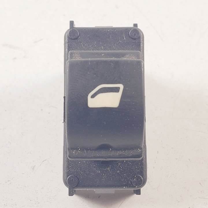 MANDO ELEVALUNAS TRASERO IZQUIERDO - 3017030800 - PEUGEOT - 3008 (T84)