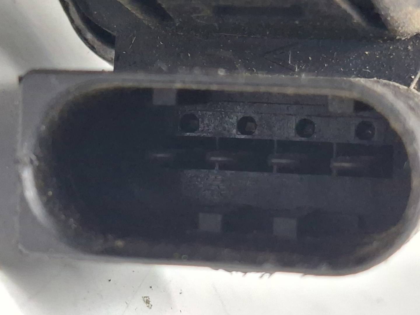 Foto 4 de Valvula EGR Mercedes Sprinter 02.00 -> Combi (1999–2006)