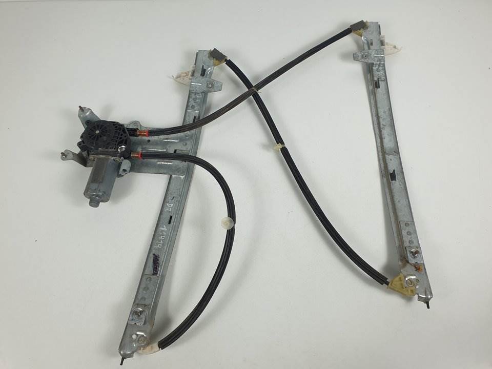 ELEVALUNAS DELANTERO DERECHO - 0130821900 - CITROEN - XSARA PICASSO