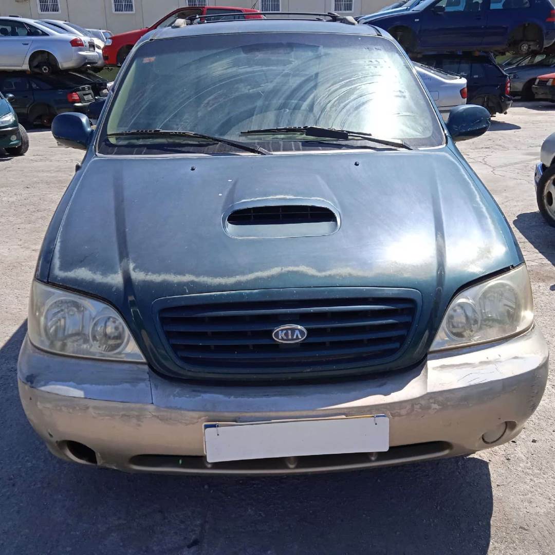 KIA CARNIVAL II (2001 - 2006)