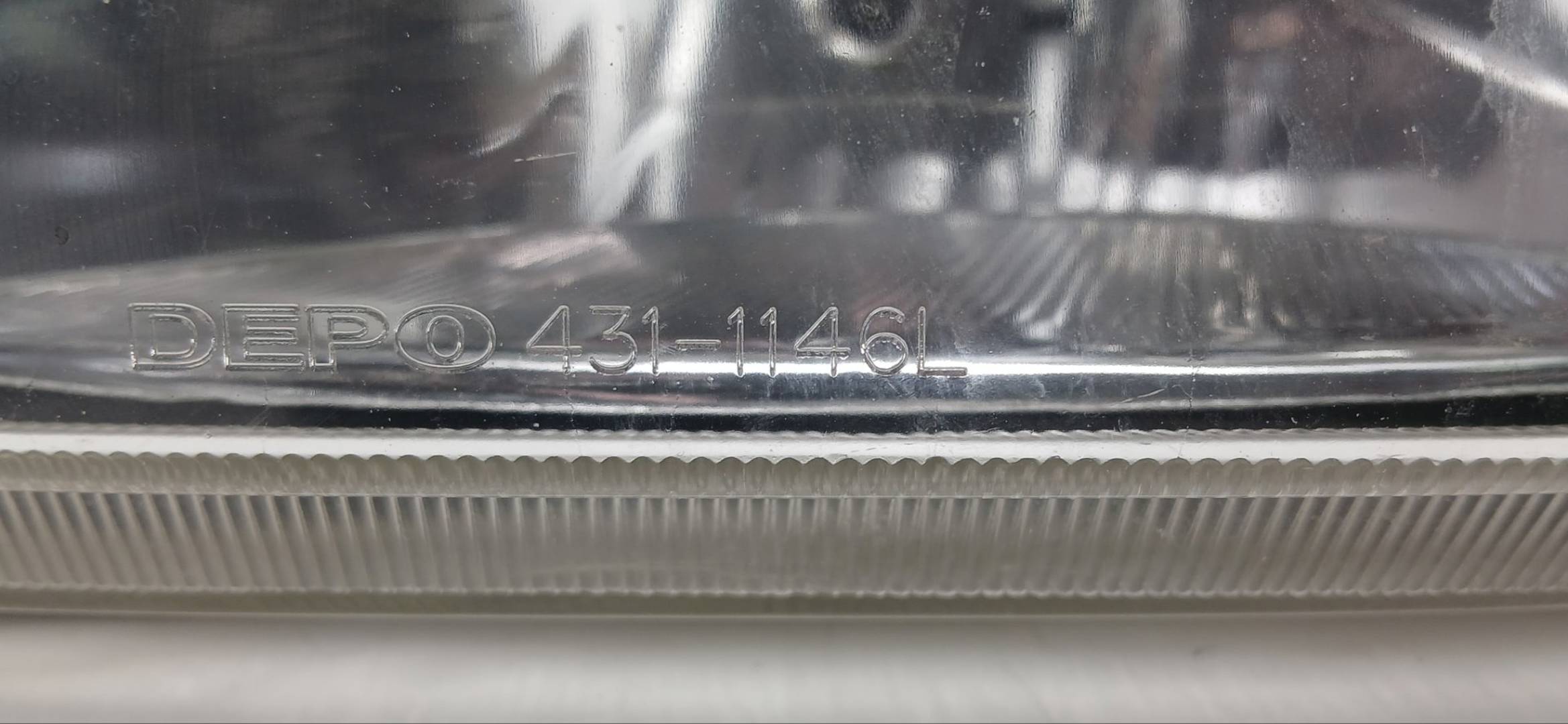 Foto 3 de Faro Derecho Ford Fiesta Courier (1995–1999)
