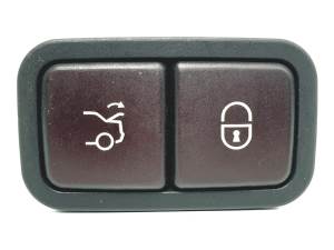 INTERRUPTOR 2208211479 MERCEDES CLASE S (W221) BERLINA Autodesguaces Alicante