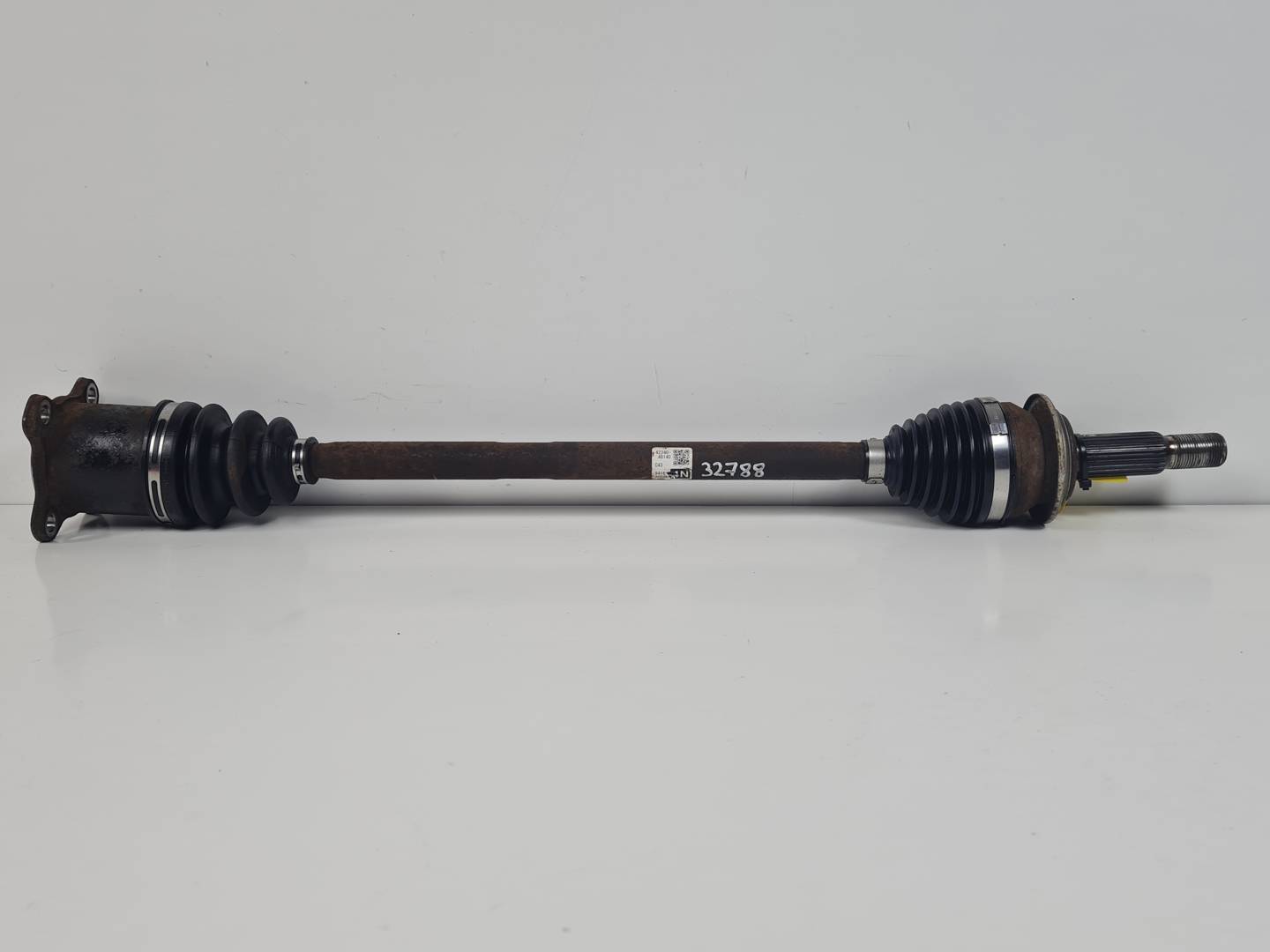 TRANSMISION TRASERA IZQUIERDA - 4234048140 - LEXUS - RX Series (AL20)