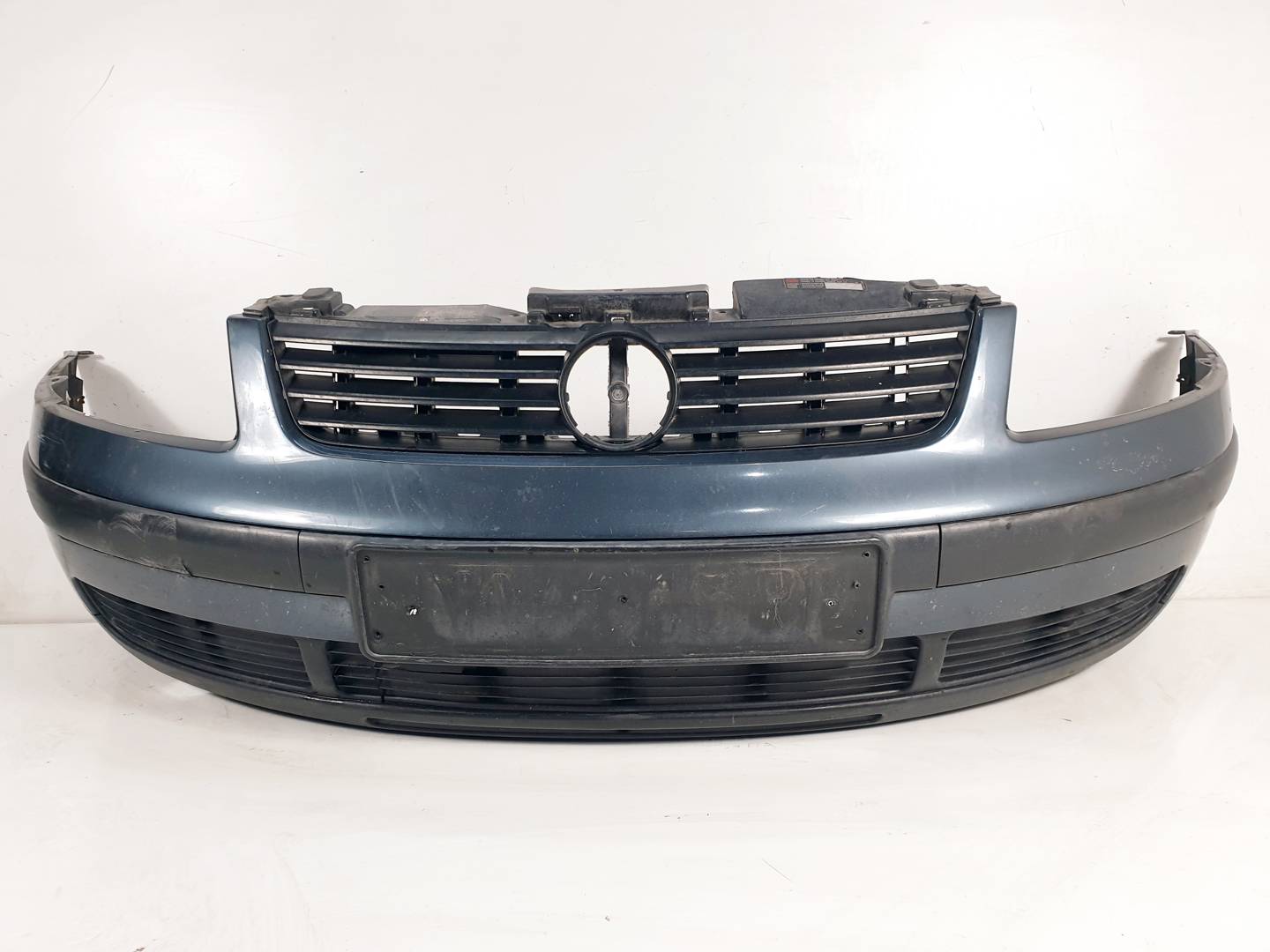 PARAGOLPES DELANTERO - VOLKSWAGEN - PASSAT BERLINA (3B2)