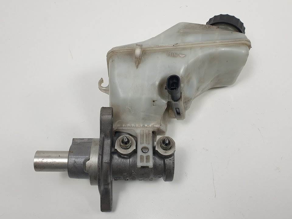 BOMBA FRENO - 204Y21766 - OPEL - CORSA D