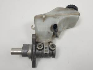 BOMBA FRENO 204Y21766 OPEL CORSA D Autodesguaces Alicante