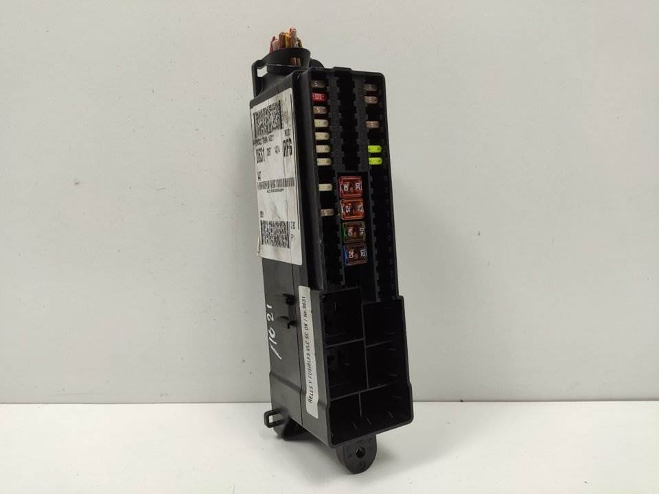 CAJA RELES / FUSIBLES - CV6T14014RFG - FORD - KUGA (CBS)