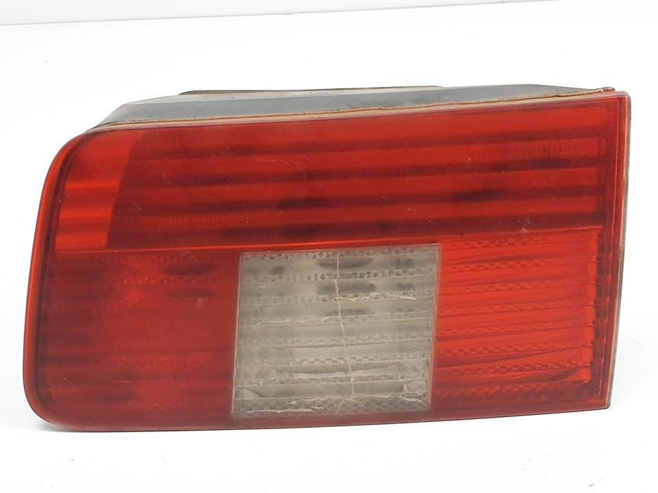PILOTO TRASERO DERECHO INTERIOR - 6900218 - BMW - SERIE 5 TOURING (E39)
