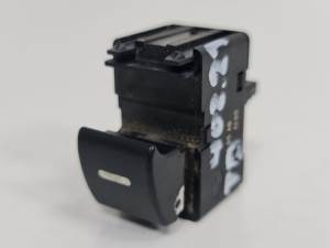 MANDO ELEVALUNAS TRASERO DERECHO LAND ROVER RANGE ROVER (L322) Autodesguaces Alicante