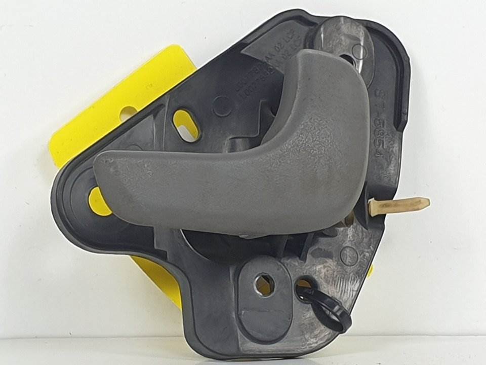 MANETA INTERIOR DELANTERA DERECHA - L0077825AA - CHRYSLER - VOYAGER (RG)