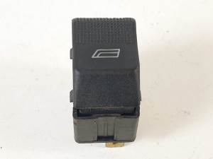 MANDO ELEVALUNAS DELANTERO DERECHO 4D0959855 AUDI A4 BERLINA (B5) (8D2) Autodesguaces Alicante