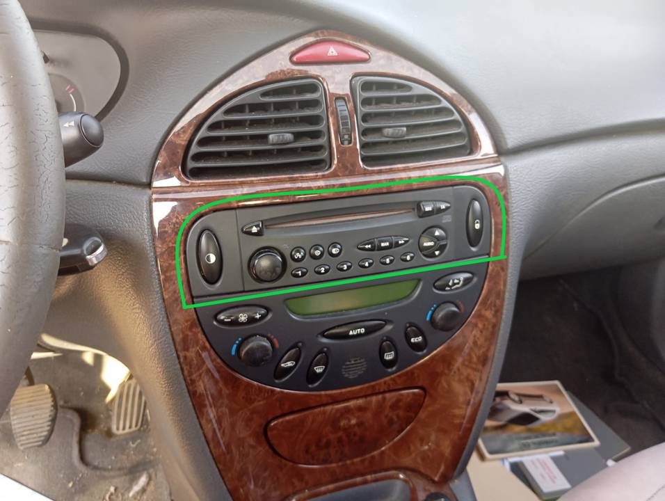 SISTEMA AUDIO / RADIO CD